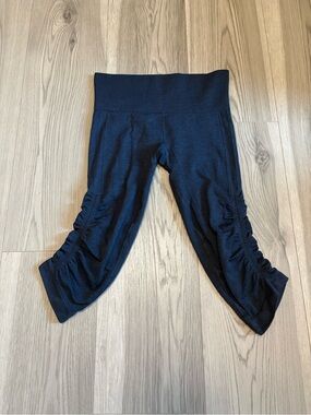 Lululemon In The Flow Crop Leggings Size 2